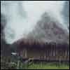 Kurna chata w grach - Papua Nowa Gwinea