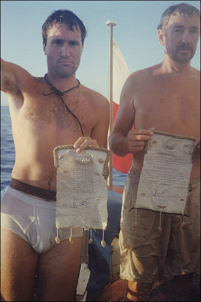 Wiliam i Jurek po chrzcie rwnikowym przy Galapagos